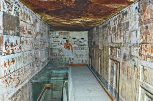 Interior da tumba de Meretites e Kahai